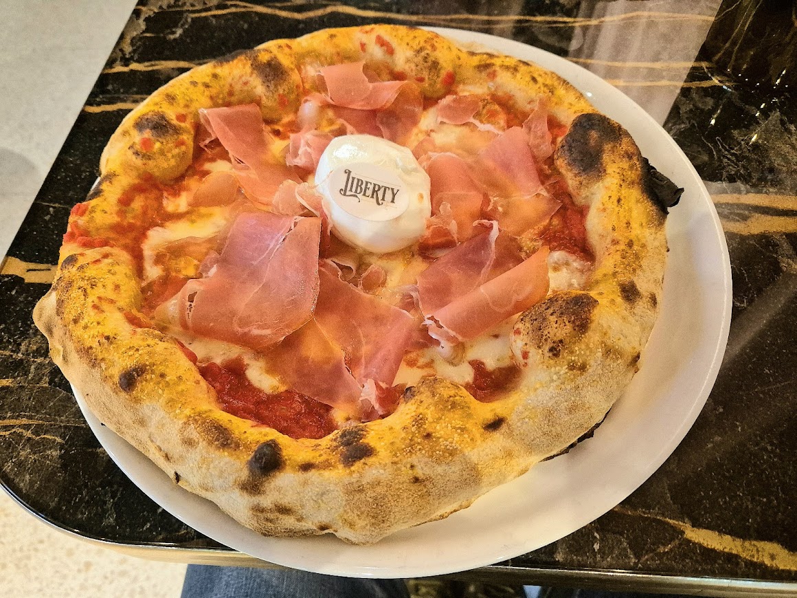 Pizza Liberty